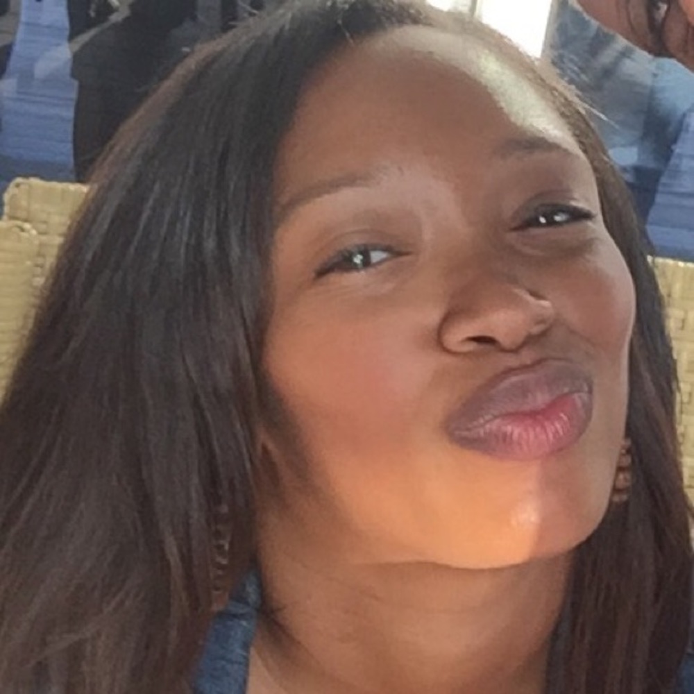 Meet your Posher, Elysia